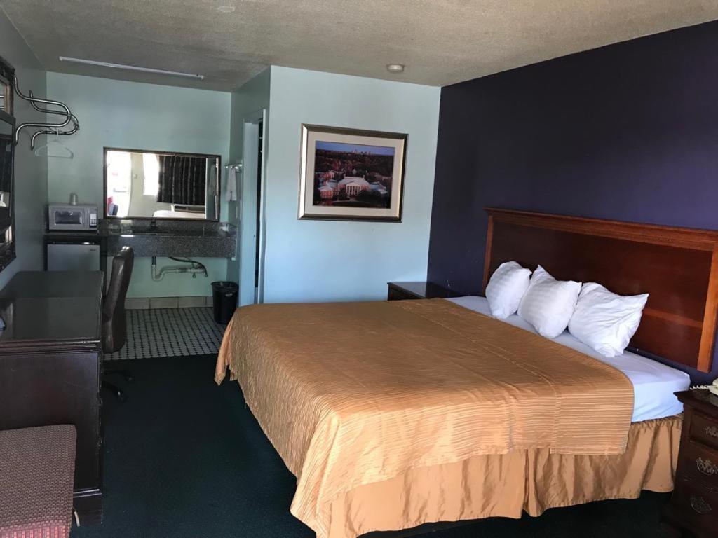 Travelers Inn Bethania Station エクステリア 写真