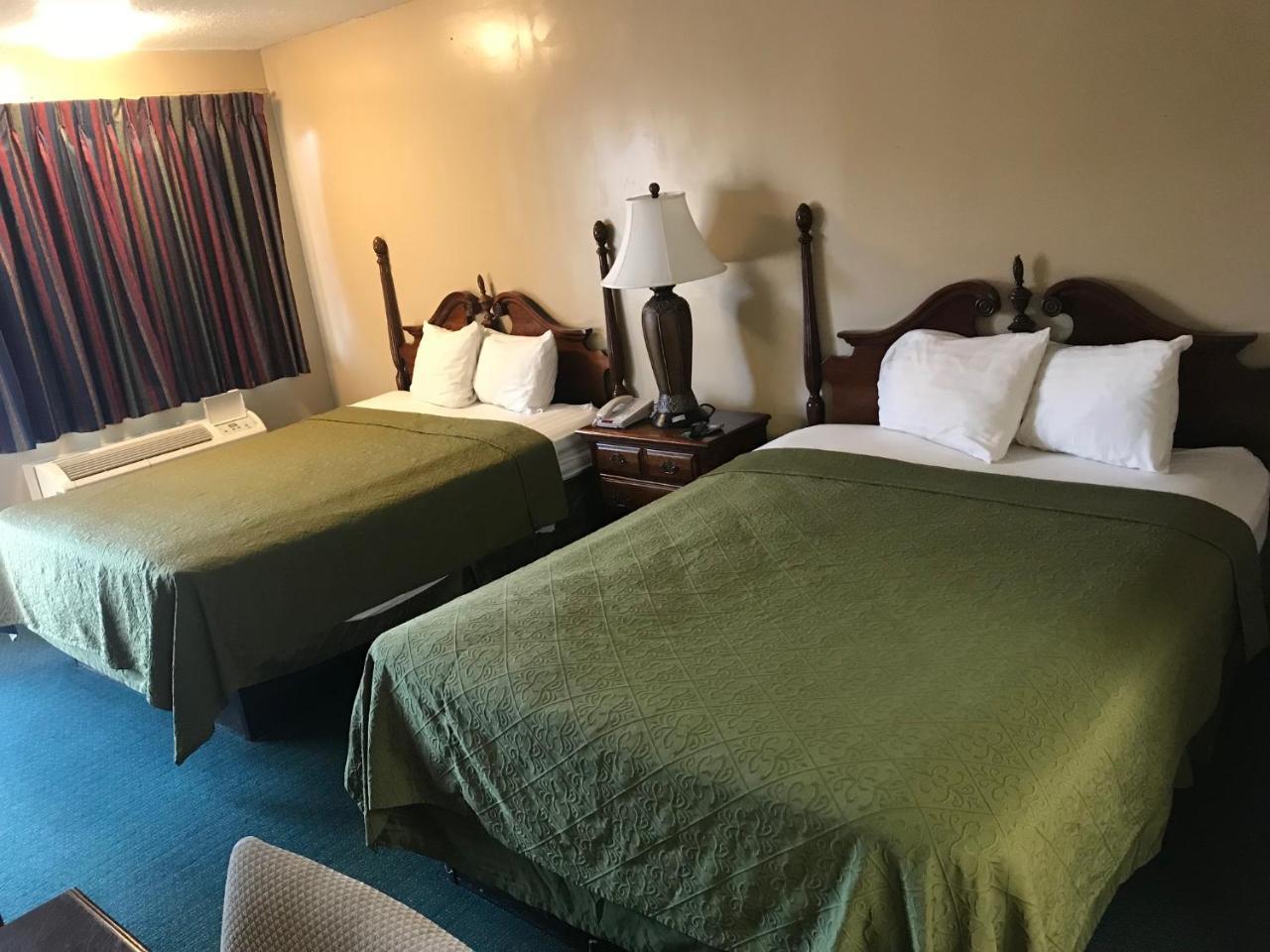 Travelers Inn Bethania Station エクステリア 写真